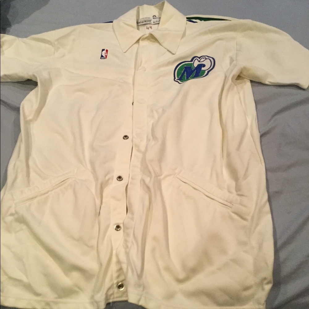 Official classic  Dallas Mavericks warm up top